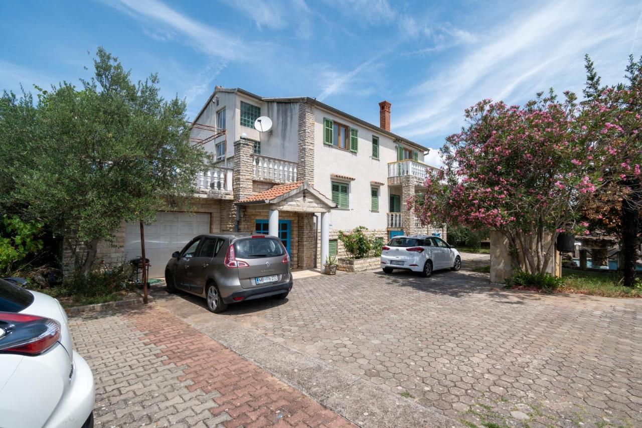 Apartments And Rooms By The Sea Mrljane, Pasman - 327 Neviđane Exteriér fotografie