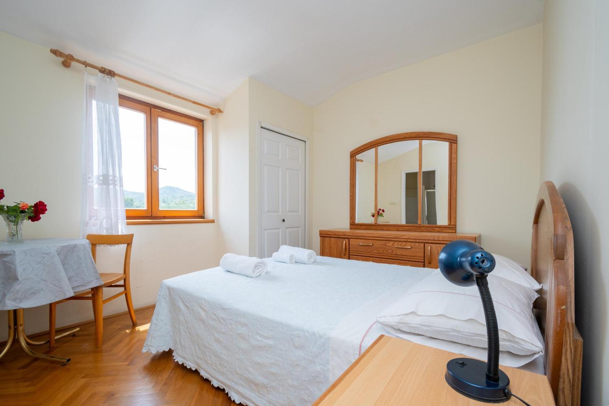 Apartments And Rooms By The Sea Mrljane, Pasman - 327 Neviđane Pokoj fotografie